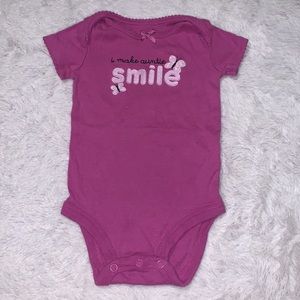 (3 for $10) Carter’s “I make auntie smile “ bodysuit